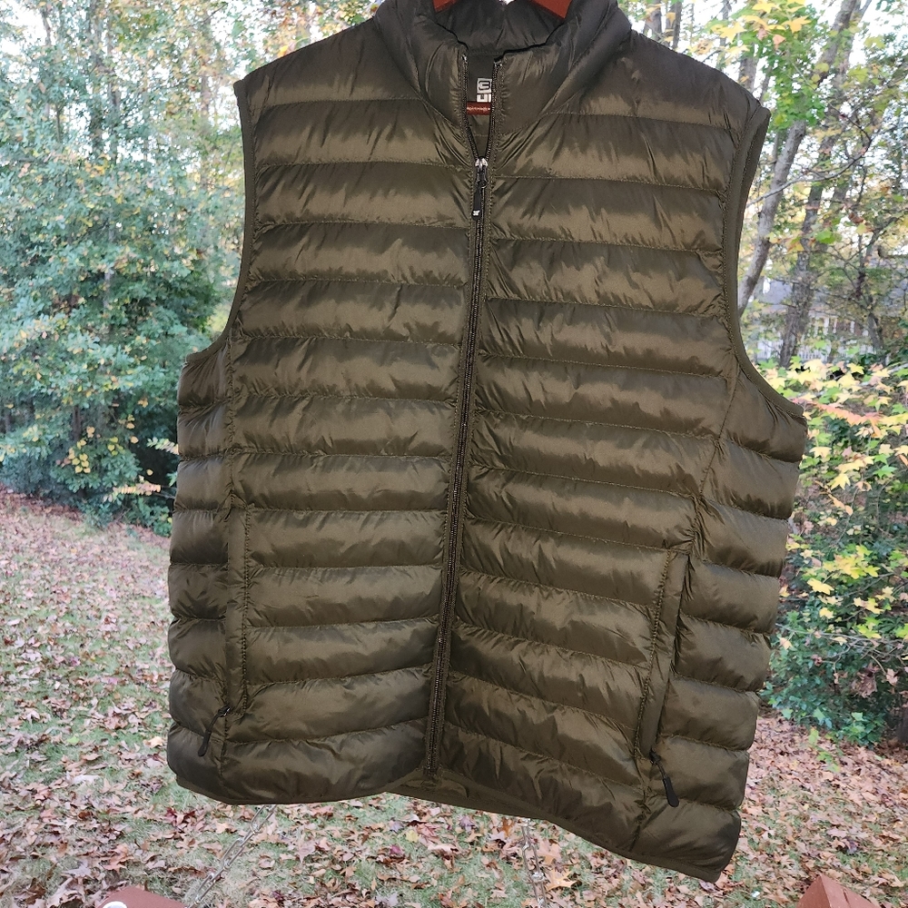 32° Puffer Vest in EUC